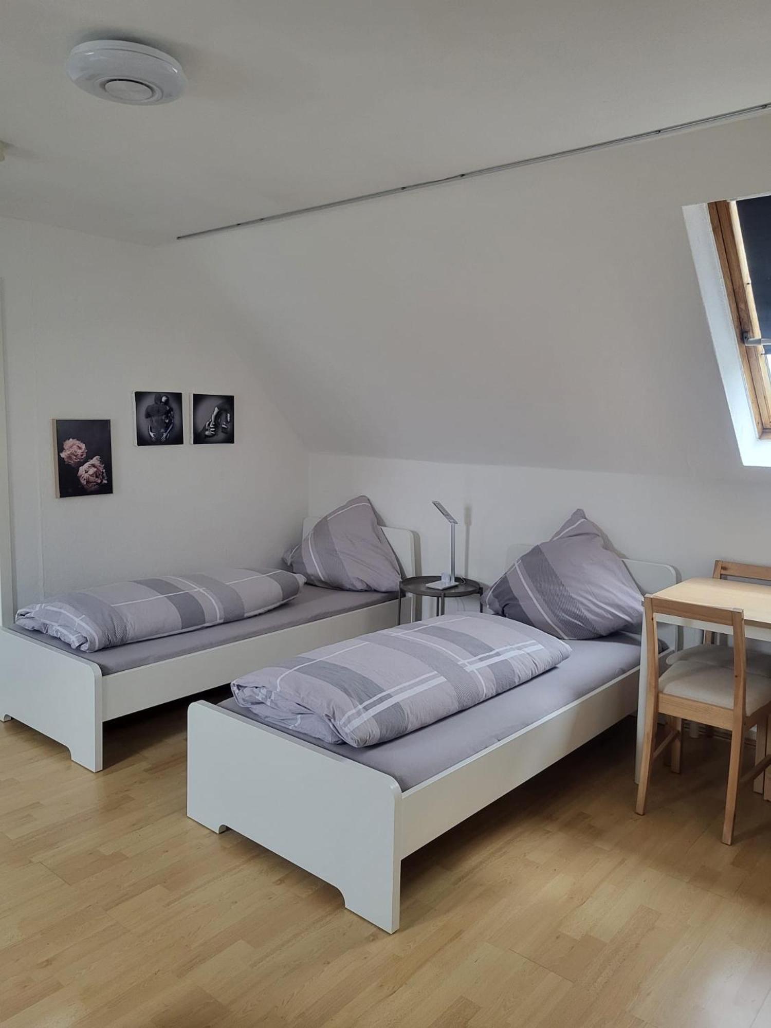 A&V Apartments Gemuetliche Rheinblick Wohnung Apt Daisy Дуйсбург Экстерьер фото